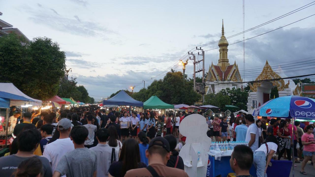 Little Jasmine By The River Phitsanulok Exterior photo